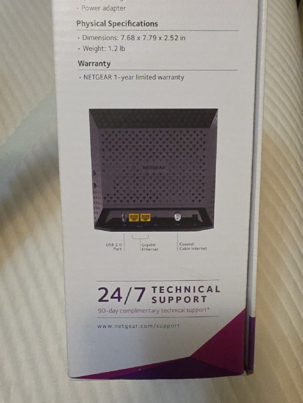 NETGEAR AC1600 WiFi Cable Modem Router - Picture 6 of 7